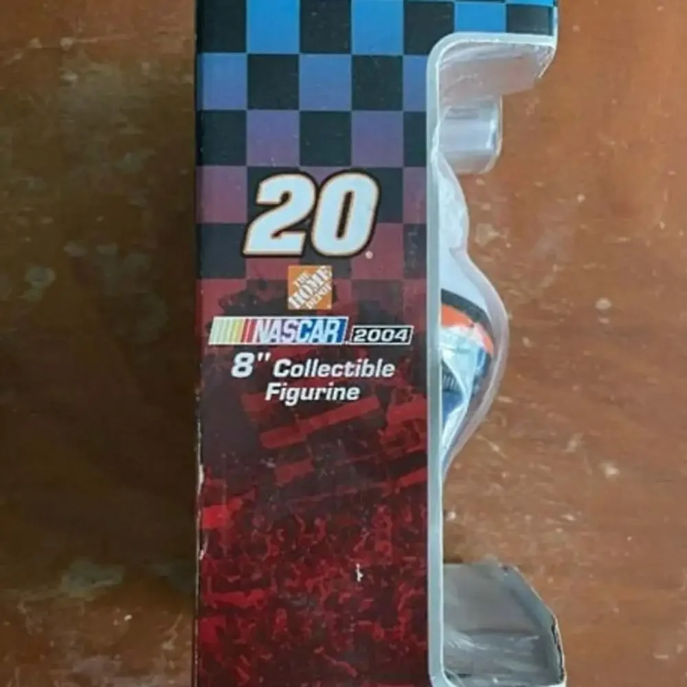 New 2004 NASCAR 8